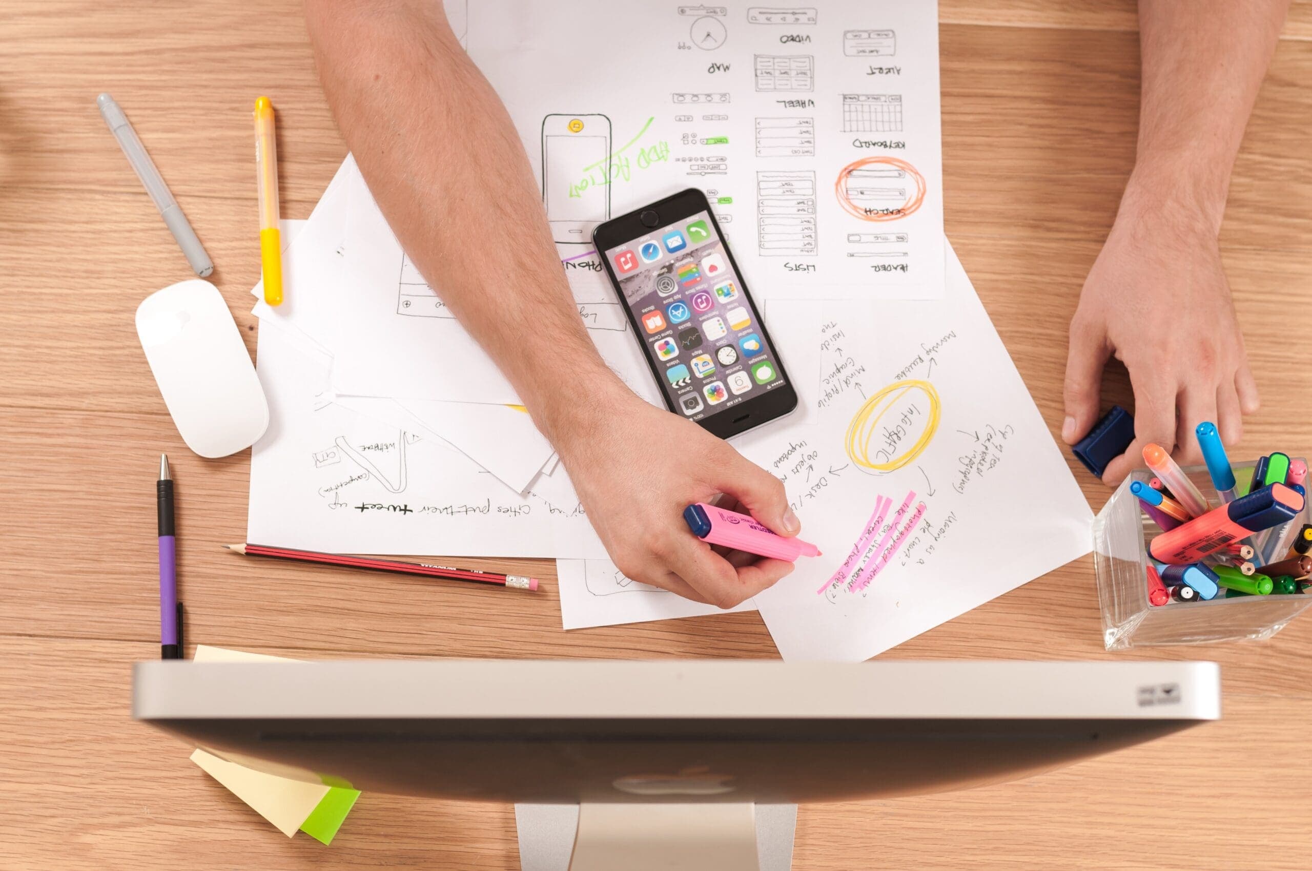 In-House vs. Outsourced Content Marketing: Building Your Rockstar Content Team