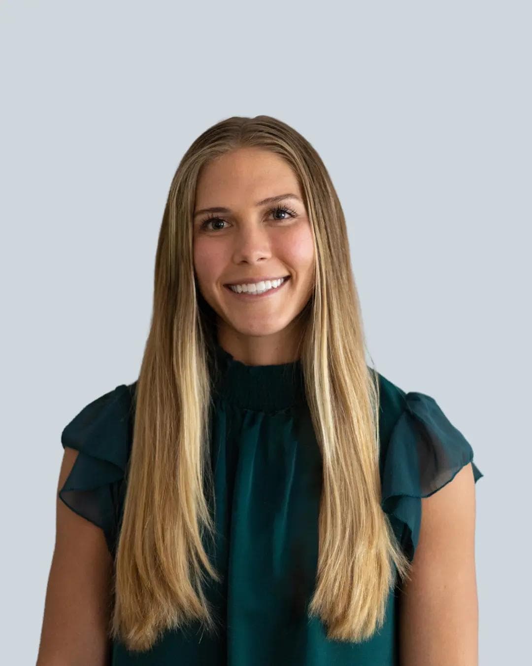 Pilar Lewis
