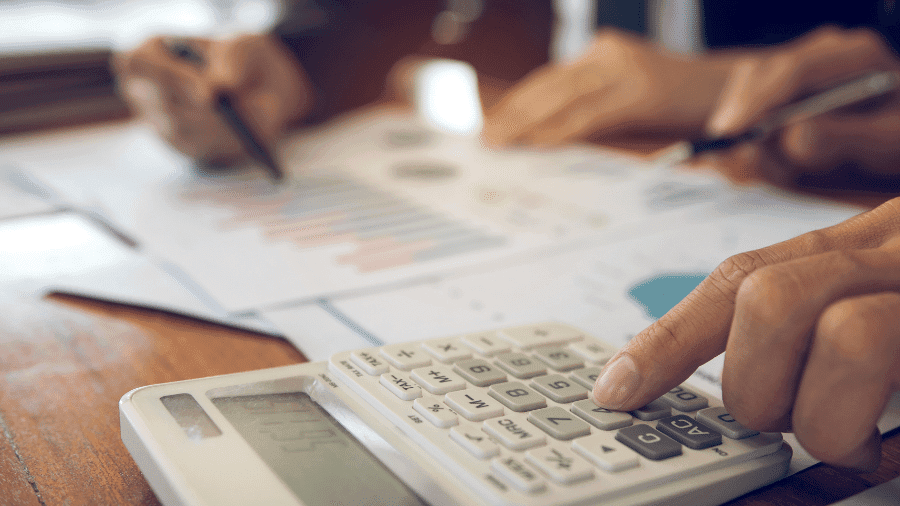 Is a Fractional CMO Paid More – Or Less – Than a Traditional In-House CMO?