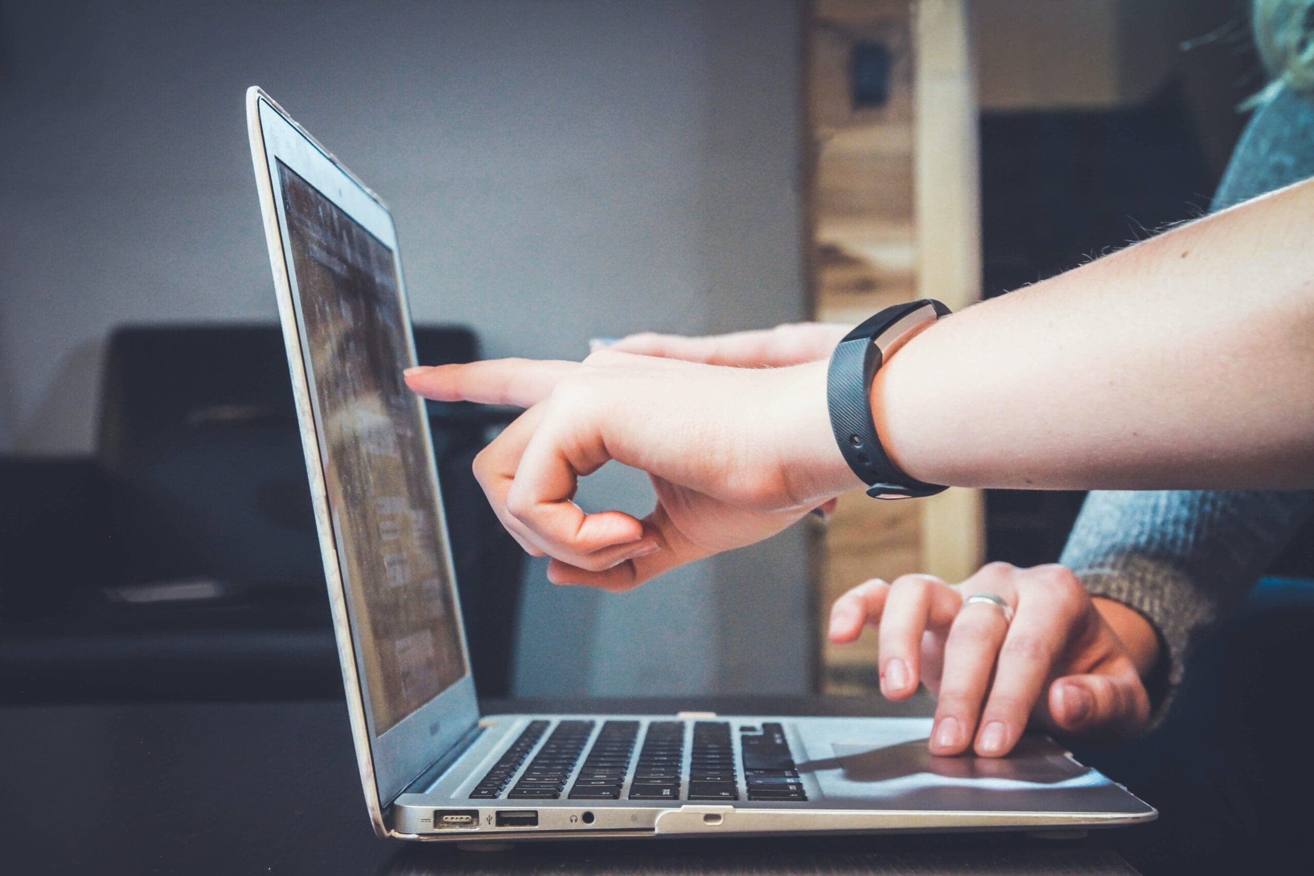 Early-Stage CEOs: Read This Before Making Your First Marketing Hire